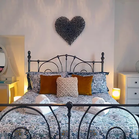 Coastal Escape In The Heart Of