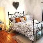 Coastal Escape In The Heart Of Ferienhaus *